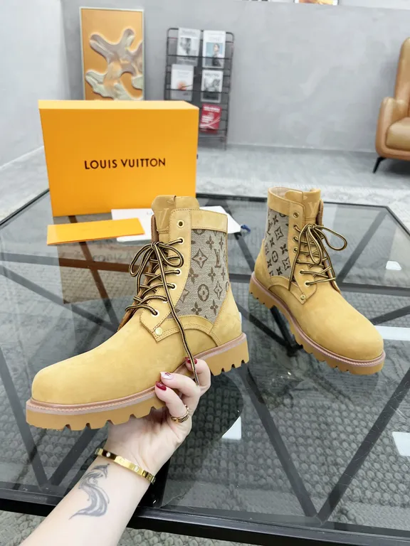 Louis Vuitton Shoe 